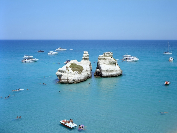 Massimo Vitali<br /> <em>Le Due Sorelle Motor Boats&nbsp;</em>(#4526), 2011<br /> Chromogenic print with Diasec mount<br /> 71 x 92" &nbsp; &nbsp;Edition of 6