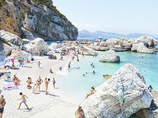 Massimo Vitali<br /> <em>Cala Mariolu Big Rock&nbsp;</em>(#CF001178), 2014<br /> Chromogenic print with Diasec mount<br /> 71 x 106" &nbsp; &nbsp;Edition of 6