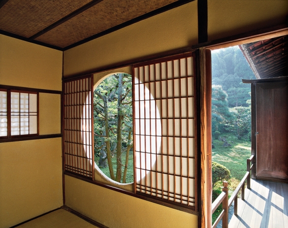 Jacqueline Hassink<br /> <em>Funda-in 1,&nbsp;subtemple of Tōfuku-ji,&nbsp;Southeast Kyoto,&nbsp;4 December 2008 (8:00–9:00)</em><br /> Chromogenic prints<br />41 x 51", 50 x 63", and&nbsp;63 x 79"&nbsp; &nbsp;Shared edition of 7<br />