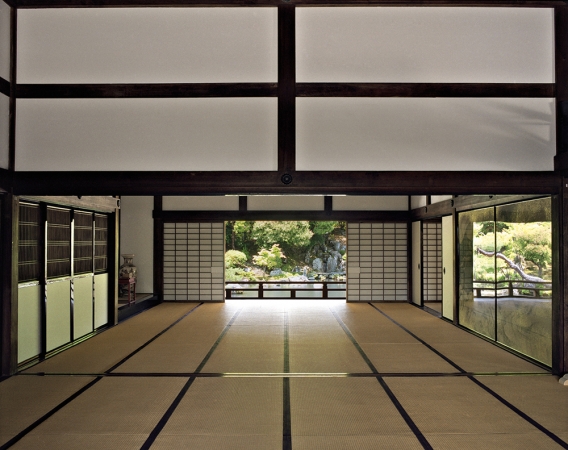 Jacqueline Hassink<br /> <em>Tenryū-ji, Summer,&nbsp;West Kyoto,&nbsp;15 June 2004 (9:00–12:00)</em><br /> Chromogenic prints<br /> 41 x 51", 50 x 63", and&nbsp;63 x 79"&nbsp; &nbsp;Shared edition of 7<br />
