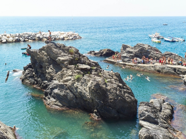 Massimo Vitali, #020, Manarola, 2020