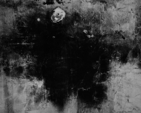 André Cepeda<br /> <em>Untitled A0024, Porto, from the series Depois</em>, 2015<br /> Archival pigment print<br /> 34 x 43" &nbsp; Edition of 3