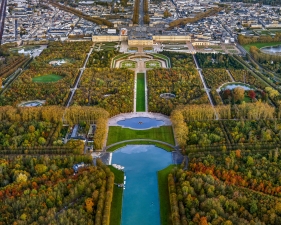Jeffrey Milstein, Versailles Fall colors, 2019