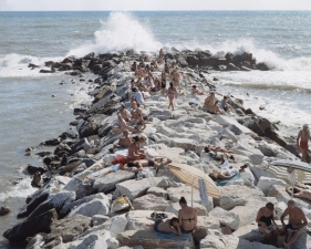 Massimo Vitali<br /> <em>Madima Vertical Wave Alternative&nbsp;</em>(#2229)<br /> Chromogenic print with Diasec mount&nbsp; &nbsp;<br /> Edition of 6