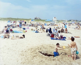 Massimo Vitali<br /> <em>Robert Moses Park North&nbsp;</em>(#2393)<br /> Chromogenic print with Diasec mount&nbsp; &nbsp;<br /> Edition of 6